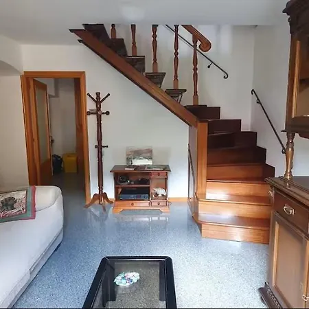 Lucus House 3*
